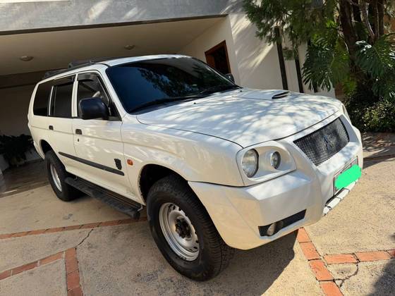 MITSUBISHI PAJERO 2.5 HD 4X4 8V TURBO INTERCOOLER DIESEL 4P MANUAL